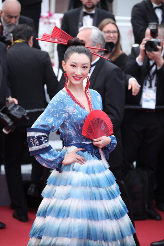 小仙女吳茉彤亮相戛納電影節(jié)，演繹中國風(fēng)