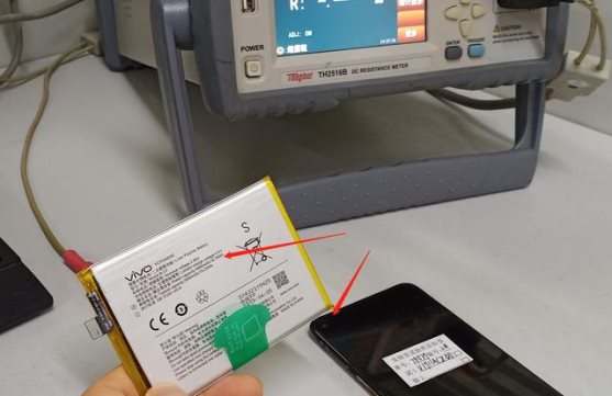 為Z系列玩家而生，性能實(shí)力派vivo Z5x強(qiáng)勢來襲
