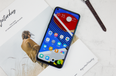 千元機市場的一劑猛藥！三星Galaxy A60憑啥成標桿？