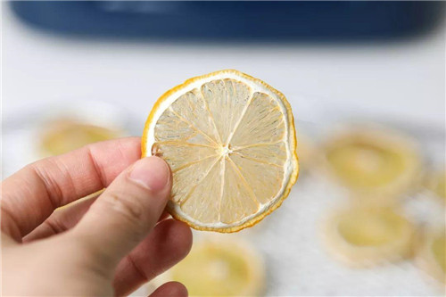 干果機(jī)有什么用？一臺摩飛干果機(jī)輕松解決周末零食荒