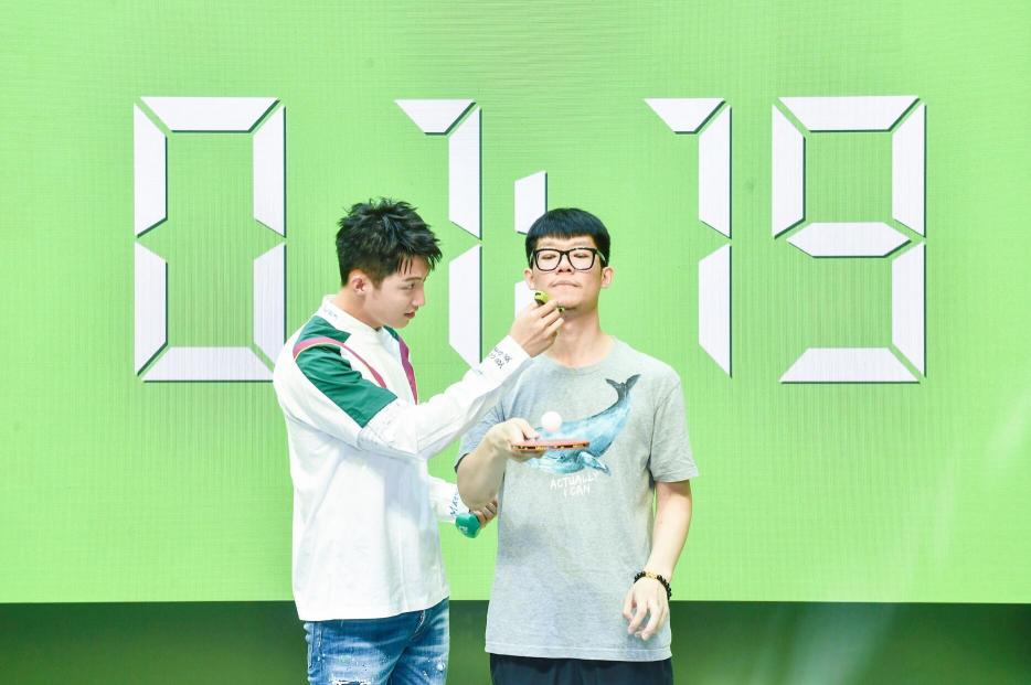 打破規(guī)則，放肆T 飛利浦新款小T刀青春首發(fā)顛覆亮相