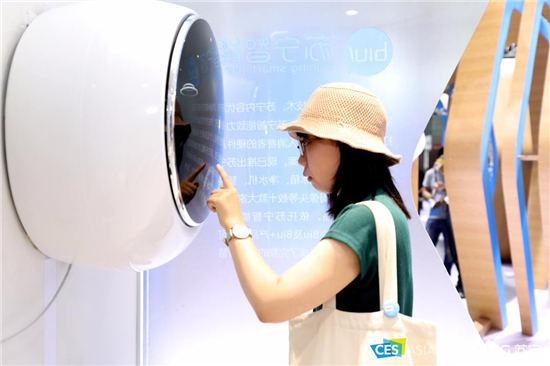 亮相CES Asia 的黑科技一天看不完：這還是你認(rèn)識(shí)的蘇寧嗎？