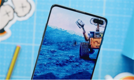 遇見換機好時機 輕松解鎖三星Galaxy S10“超感官全視屏”