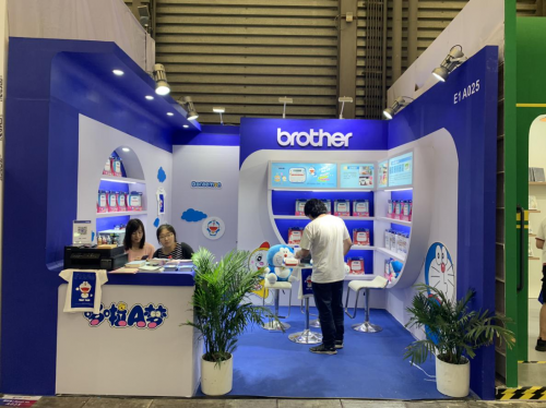 Brother攜新款哆啦A夢標(biāo)簽機亮相第113屆文化用品展