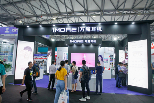 CES Asia 2019，1MORE展現(xiàn)高音質(zhì)與顏值兼?zhèn)涞臅r(shí)尚真無線藍(lán)牙耳機(jī)