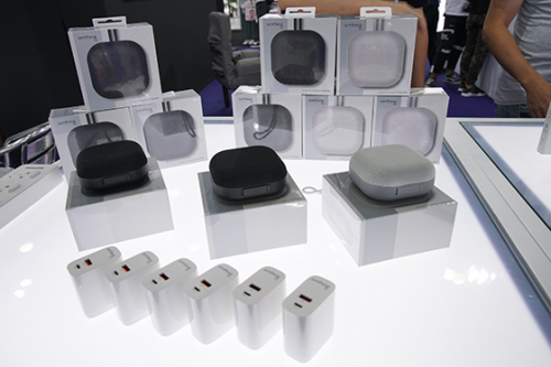 CES Asia 2019，1MORE展現(xiàn)高音質(zhì)與顏值兼?zhèn)涞臅r(shí)尚真無線藍(lán)牙耳機(jī)