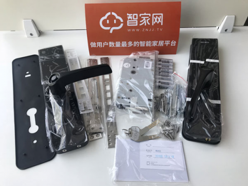 自帶WiFi直接聯(lián)網(wǎng)的果加M2智能門鎖評(píng)測