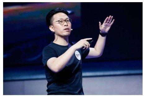 未來黑科技CEO徐俊峰：人類與無人駕駛之間，可以用“智能”HUD過渡