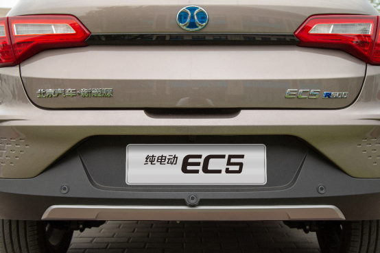 實力派純電SUV是如何煉成的？ 北汽新能源EC5實拍解析