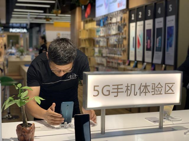智慧零售解放5G場景應用想象力，蘇寧首家5G體驗店亮相上海