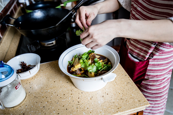 換臺(tái)方太油煙機(jī)，讓皮膚好一點(diǎn)，再好一點(diǎn)