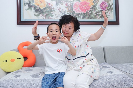 退休不是重點，老母親選擇“硬核”生活