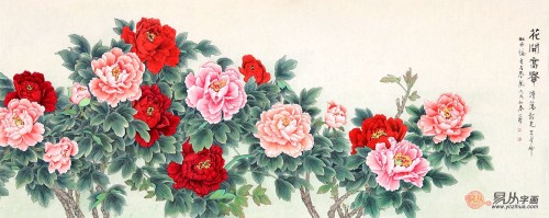 客廳裝修設(shè)計離不開一幅字畫，國畫花鳥畫打造溫馨和諧氛圍