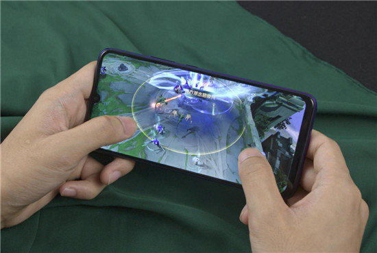vivo Y7s續(xù)航測試：4500mAh+18W雙引擎閃充，千元機新勢力
