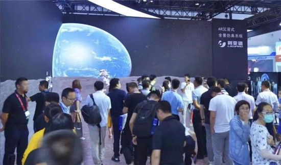 國內(nèi)首秀〡利亞德0.6mm“中國屏”閃耀InfoComm China2019
