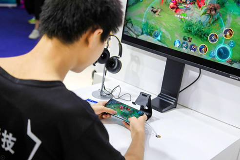 WCG2019總決賽上演傳奇對(duì)決 三星邀電競(jìng)愛好者共賞