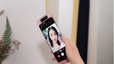 Galaxy A80收獲好評不斷 三星這次新機(jī)又“穩(wěn)了”