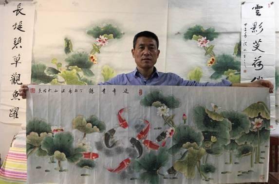 當(dāng)代擅畫九魚圖的畫家，張洪山工筆荷花九魚圖作品大全