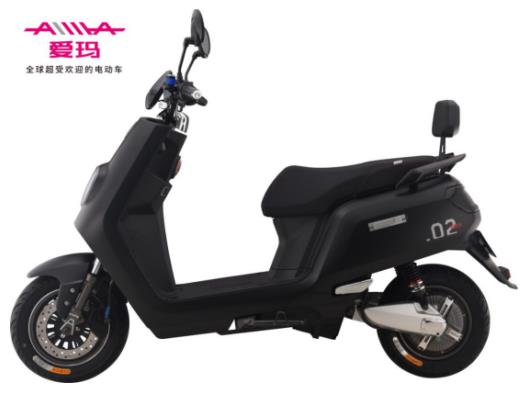 買愛(ài)瑪電動(dòng)車送老爸，全家樂(lè)開(kāi)懷！