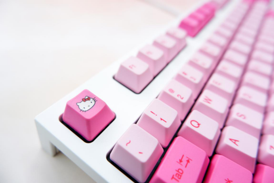 REALFORCE HELLO KITTY限量版鍵盤，ChinaJoy首亮相