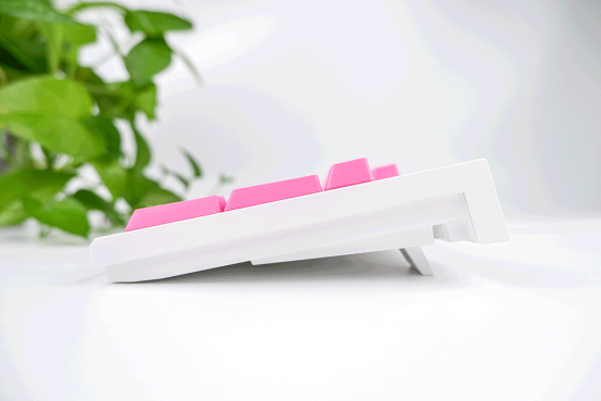 REALFORCE HELLO KITTY限量版鍵盤，ChinaJoy首亮相