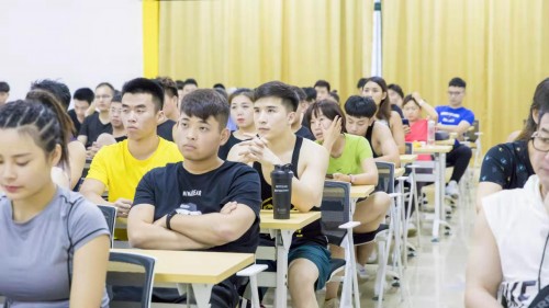 光豬圈健身與賽普聯(lián)手舉辦京滬兩場招聘會，加盟商現(xiàn)身說法