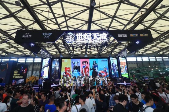 猛騰燃情電競，助玩家打破次元壁！