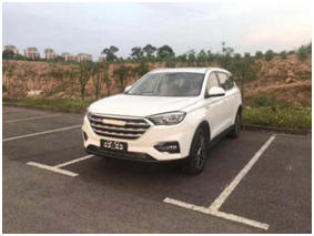 又一國產(chǎn)新車濰柴汽車U70曝光，空間叫板途觀L！或?qū)⒊蔀楸睿?/></p><p>近日，小編也在重慶與另一款大空間的SUV不期而遇。據(jù)了解，該車為濰柴汽車旗下新車型，代號U70，定位于中型SUV，提供5座和7座兩種版本。該車三圍4806/1870/1691mm，軸距2800mm。這一參數(shù)的曝光，對追求空間的消費(fèi)者特別是二胎家庭來講，無疑是個大驚喜，參數(shù)表現(xiàn)比途觀L還優(yōu)秀，不禁讓人對其內(nèi)部空間產(chǎn)生更大的期待。</p><p align=