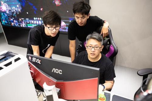 DOTA2 TI9粉絲齊聚，AGON愛攻綻放光彩！