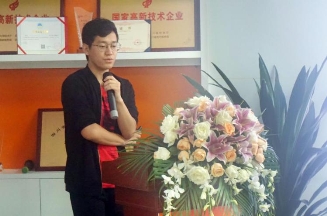 金惠家舉行電子科大互聯(lián)網(wǎng)+復(fù)合培養(yǎng)實(shí)驗班課題答辯