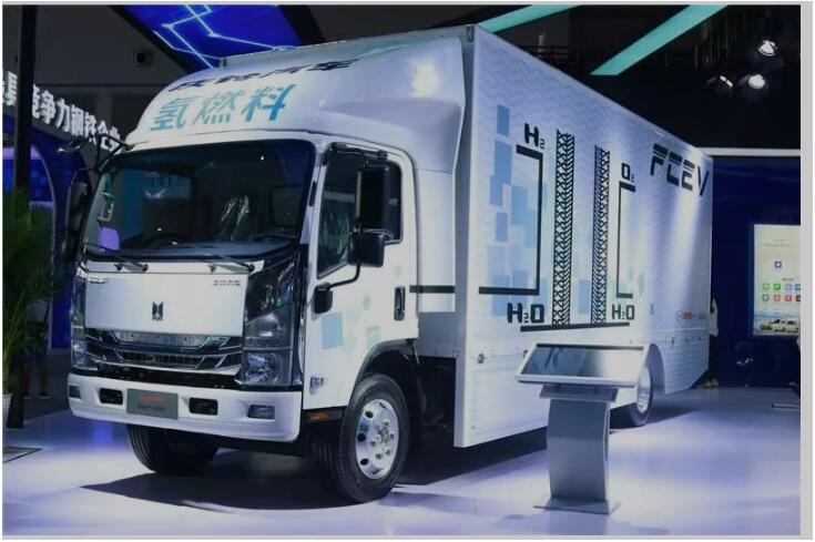 “零排放”卡車搶鏡，七鑫易維眼神軌跡監(jiān)測(cè)疲勞駕駛