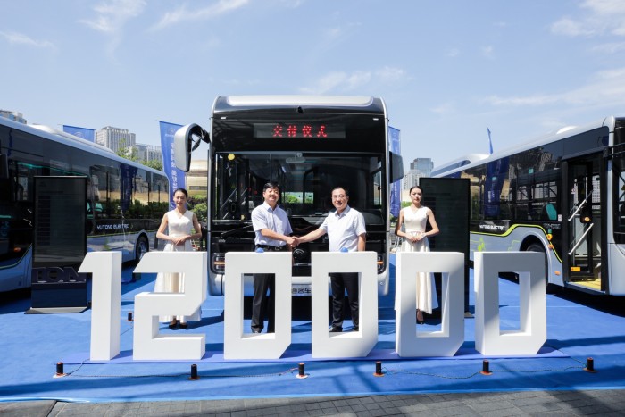 第120000臺交付，宇通新能源客車引領(lǐng)行業(yè)邁向新高度！發(fā)布高端公交新標(biāo)準(zhǔn)