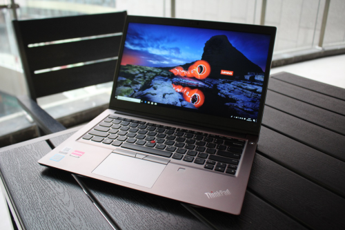 ThinkPad S3鋒芒畢露，校園達(dá)人首選