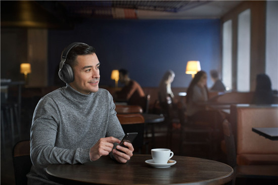 身為商務(wù)人士的你，還沒有Jabra Elite 85h?