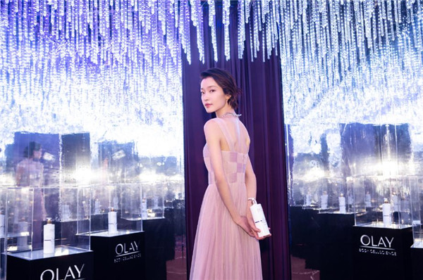 天貓小黑盒全球首發(fā)OLAY A醇身體乳，締造“精致到每一寸”的生活儀式感
