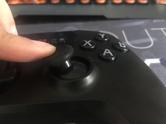 北通斯巴達2暴打Xbox手柄山寨假貨 不愧是高性價比之王