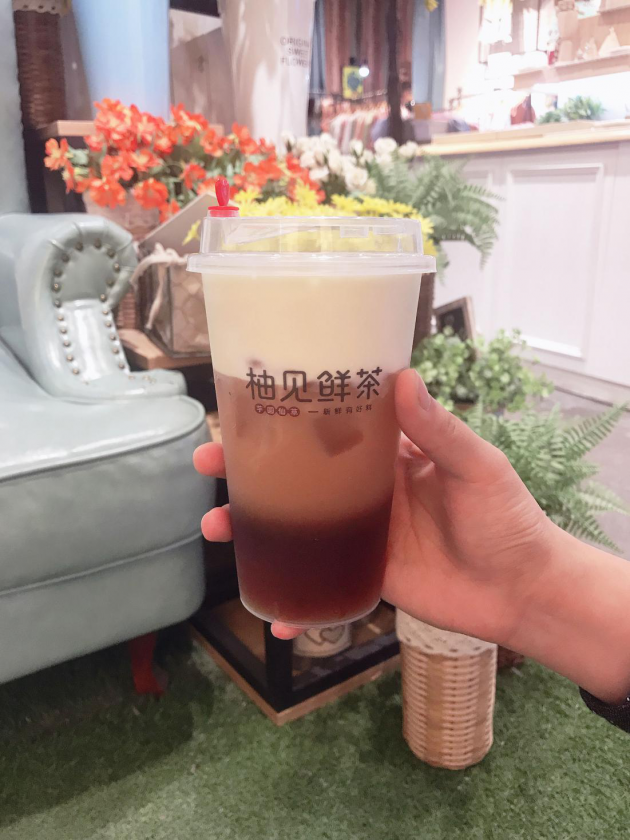 當代社會年輕人續(xù)命小甜水 柚見鮮茶新品即將載譽而來