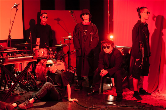 Skullcandy 推出“深邃紅”P(pán)ush真無(wú)線(xiàn)藍(lán)牙耳機(jī)，無(wú)拘無(wú)束探索音樂(lè)深意