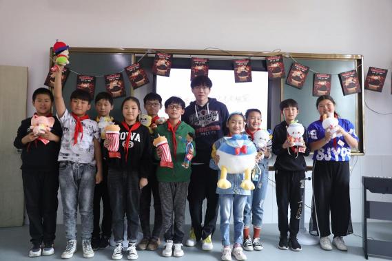 守護(hù)童真音樂夢(mèng)《中國新說唱》2019 x LLJ夾機(jī)占公益教室落地