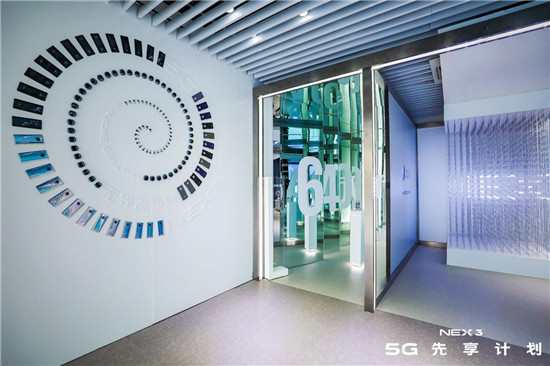 不止超大電池+雙引擎閃充， U3x千元也有驚喜實(shí)力