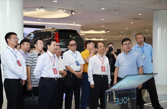 河北省新能源汽車(chē)發(fā)展和推廣應(yīng)用工作領(lǐng)導(dǎo)小組會(huì)議在保定市召開(kāi)