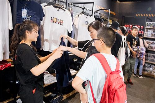 國慶去哪玩？邀你足不出“滬”玩轉漫威展！