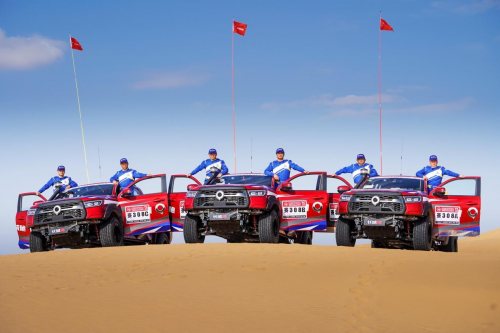 越野還選SUV？看完標配三把鎖的長城炮越野皮卡再決定
