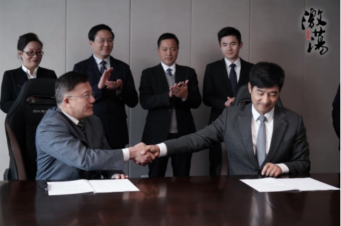 獻禮祖國，迪瑞克斯攜手《激蕩》講述中國奮斗史