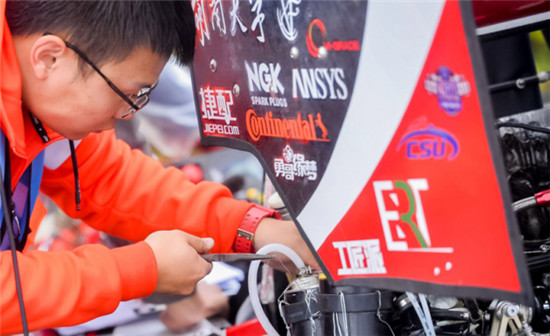 捷配PCB助力湖南大學(xué)睿速賽車隊(duì)—讓速度激情釋放