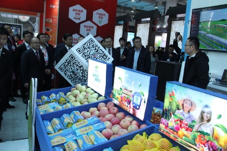 濟(jì)南先行區(qū)“甜源先行”品牌亮相2019全國農(nóng)商互聯(lián)暨精準(zhǔn)扶貧產(chǎn)銷對接大會(huì)
