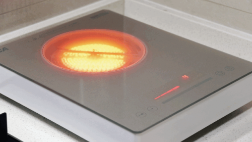 ACA北美電器高端電陶爐采用德國(guó)進(jìn)口爐芯，讓烹飪更健康