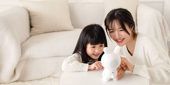 寶寶科學(xué)早教好幫手！ HUAWEI HiLink生態(tài)產(chǎn)品火火兔智能早教故事機(jī)火熱