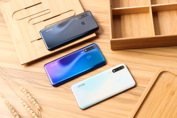 5000mAh大電池+18W雙引擎閃充，千元優(yōu)品vivo U3續(xù)航無憂