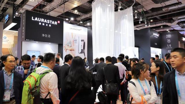 LAURASTAR再赴進(jìn)博會(huì)，帶來美衣物凈生活的熨燙黑科技！